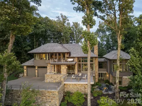 8 Deer Grass Ct, Arden, NC 28704