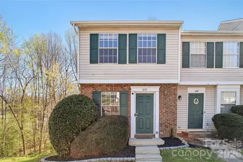655 Lex Dr, Charlotte, NC 28262