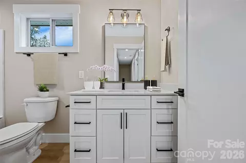 Bath - 99 Lee Dotson Rd, Fairview, NC 28730 photo 2 of 3