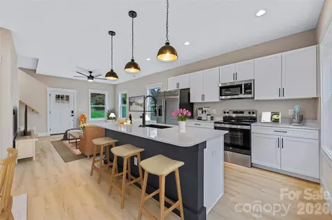 Kitchen - 99 Lee Dotson Rd, Fairview, NC 28730 photo 3 of 3