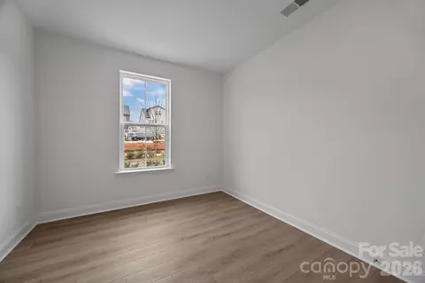 7028 Westrow Ave, Charlotte, NC 28278