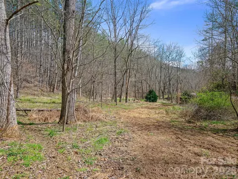 00 Elk Shoals Creek Rd, Burnsville, NC 28714