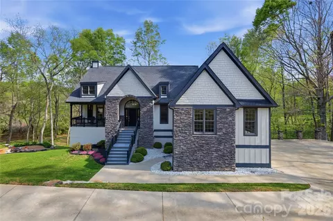 34 W Rambling Crk, Tryon, NC 28782