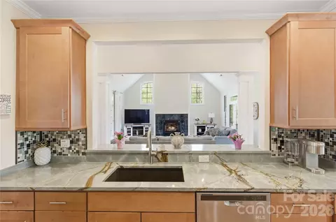 Kitchen - 34 W Rambling Crk, Tryon, NC 28782 photo 2 of 2