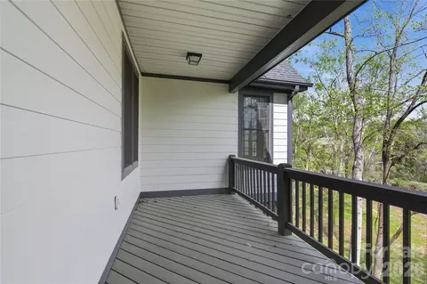 Exterior - 34 W Rambling Crk, Tryon, NC 28782 photo 5 of 14