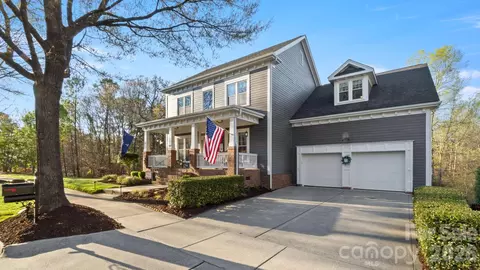 907 Dericks Xing, Fort Mill, SC 29708 photo 2