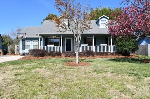 Exterior - 2507 Devon Dr, Monroe, NC 28110 photo 4 of 13