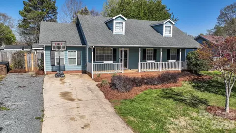 Exterior - 2507 Devon Dr, Monroe, NC 28110 photo 9 of 13