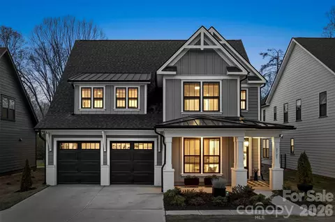 Exterior - 2723 Ritz Ln, Matthews, NC 28105 photo 10 of 11