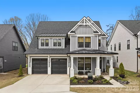 Exterior - 2723 Ritz Ln, Matthews, NC 28105 photo 2 of 11