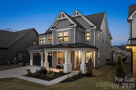 Exterior - 2723 Ritz Ln, Matthews, NC 28105 photo 1 of 11