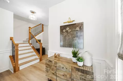 Entry Way - 2723 Ritz Ln, Matthews, NC 28105 photo 1 of 4
