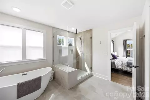 Bath - 2723 Ritz Ln, Matthews, NC 28105 photo 3 of 5