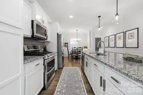 Entry Way - 30132 Turtle Point Ct, Lancaster, SC 29720 photo 1 of 2
