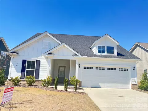 1111 Kalli Dr, Matthews, NC 28104