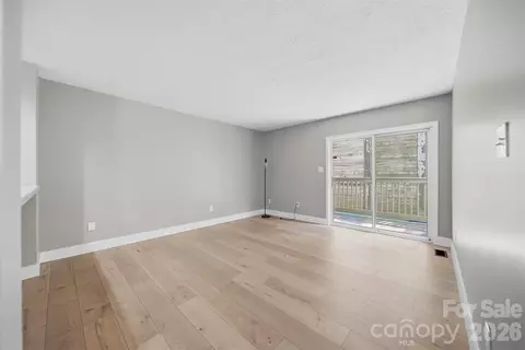 Living - 800 Meadowview Dr, Boone, NC 28607 photo 2 of 3
