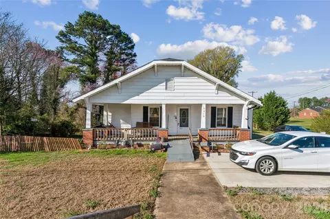 7910 Nc Hwy 90 E Hwy E, Stony Point, NC 28678