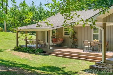 Exterior - 527 Floyd Blackwell Rd, Tryon, NC 28782 photo 7 of 10