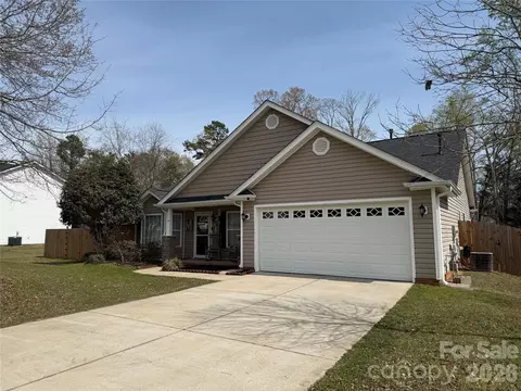 9 Canterbrooke Ct, Fountain Inn, SC 29644