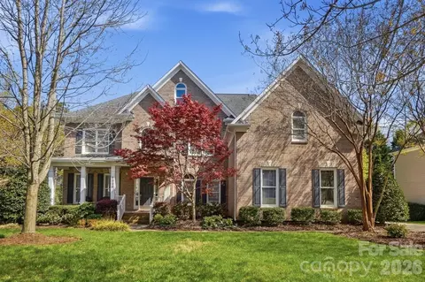 6326 Riverside Oaks Dr, Huntersville, NC 28078