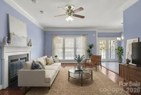 10413 Friarsgate Rd, Huntersville, NC 28078