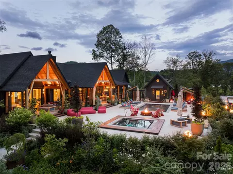 163 Annabelle Linn Dr, Fairview, NC 28730