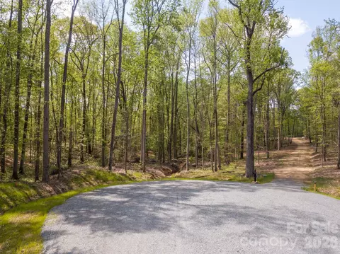 623 Mystic Way Ln, Waxhaw, NC 28173