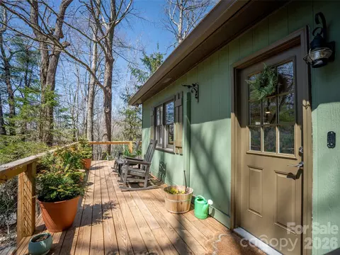 Exterior - 31 Elseetos Dr, Brevard, NC 28712 photo 2 of 14