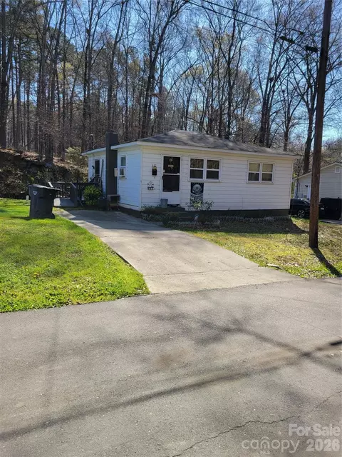 408 S Starr St, Dallas, NC 28034
