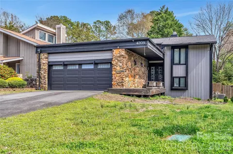 4209 Burning Tree Dr, Charlotte, NC 28277