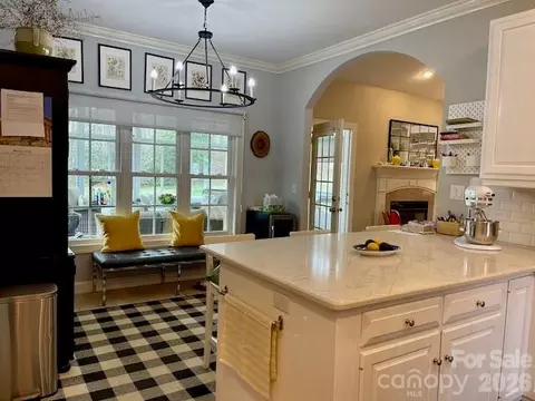 Kitchen - 4945 Brookridge Ne Dr NE, Hickory, NC 28601 photo 7 of 7