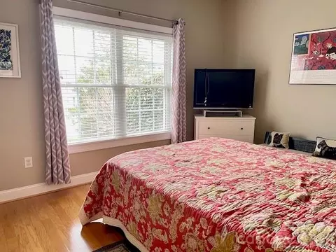 Bedroom - 4945 Brookridge Ne Dr NE, Hickory, NC 28601 photo 5 of 8