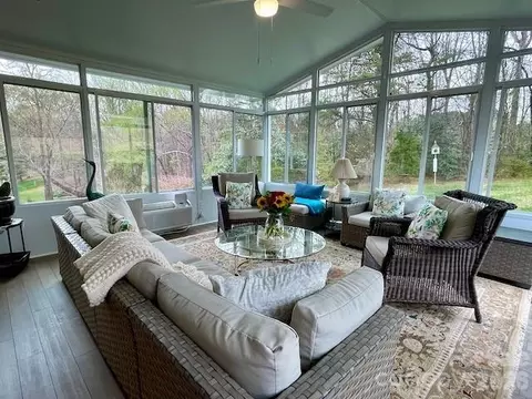 Exterior - 4945 Brookridge Ne Dr NE, Hickory, NC 28601 photo 2 of 8