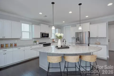 5085 Watersail Way, Clover, SC 29710 photo 4