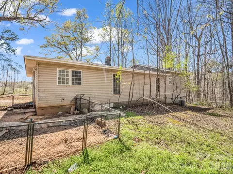 Exterior - 140 Fire Tower Rd, Mill Spring, NC 28756 photo 5 of 7