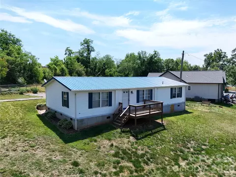 315 W Mcdowell St, Morganton, NC 28655