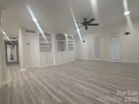 1323 Queens Rd, Charlotte, NC 28207