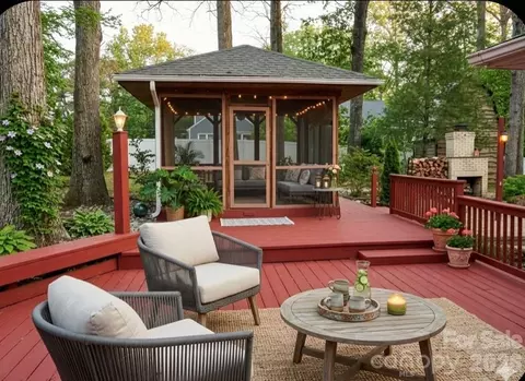 14921 August Ln, Charlotte, NC 28227