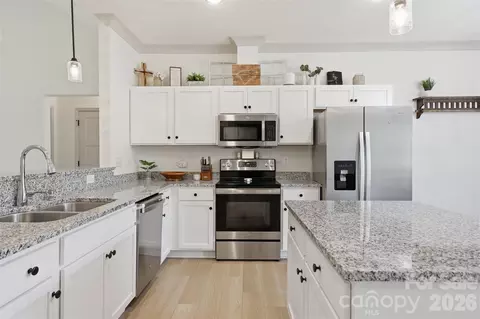 Kitchen - 2909 Good Rd, Clover, SC 29710 photo 2 of 3