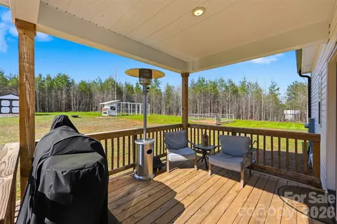 Exterior - 2909 Good Rd, Clover, SC 29710 photo 6 of 8
