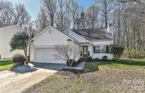 9225 White Aspen Pl, Charlotte, NC 28269