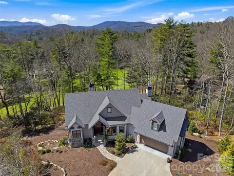 145 Chattooga Run, Hendersonville, NC 28739