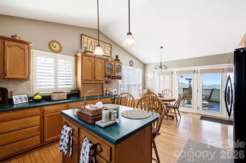 Kitchen - 1489 Round Mountain Rd, Brevard, NC 28712 photo 3 of 3