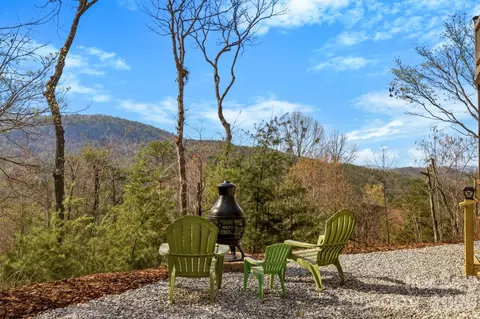 Exterior - 1489 Round Mountain Rd, Brevard, NC 28712 photo 2 of 13