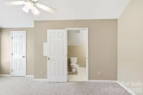 Bedroom - 1489 Round Mountain Rd, Brevard, NC 28712 photo 3 of 4