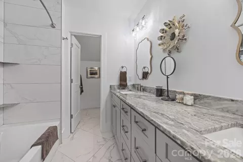 Bath - 112 Meadow Breeze Rd, Arden, NC 28704 photo 5 of 5