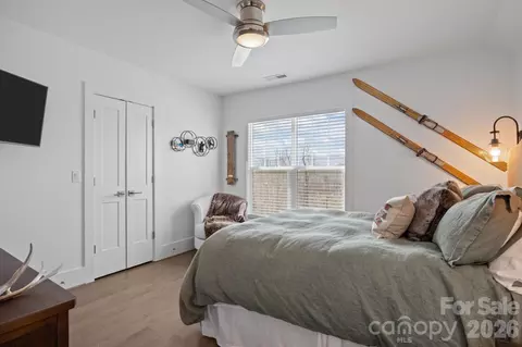 Bedroom - 112 Meadow Breeze Rd, Arden, NC 28704 photo 5 of 6