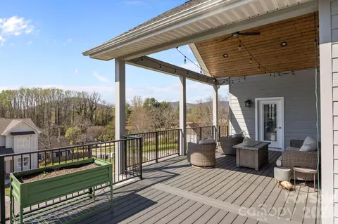 Exterior - 112 Meadow Breeze Rd, Arden, NC 28704 photo 5 of 8