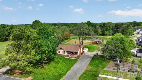 13131 Mccord Rd, Huntersville, NC 28078