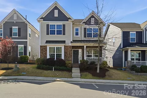 6078 Cloverdale Dr, Tega Cay, SC 29708